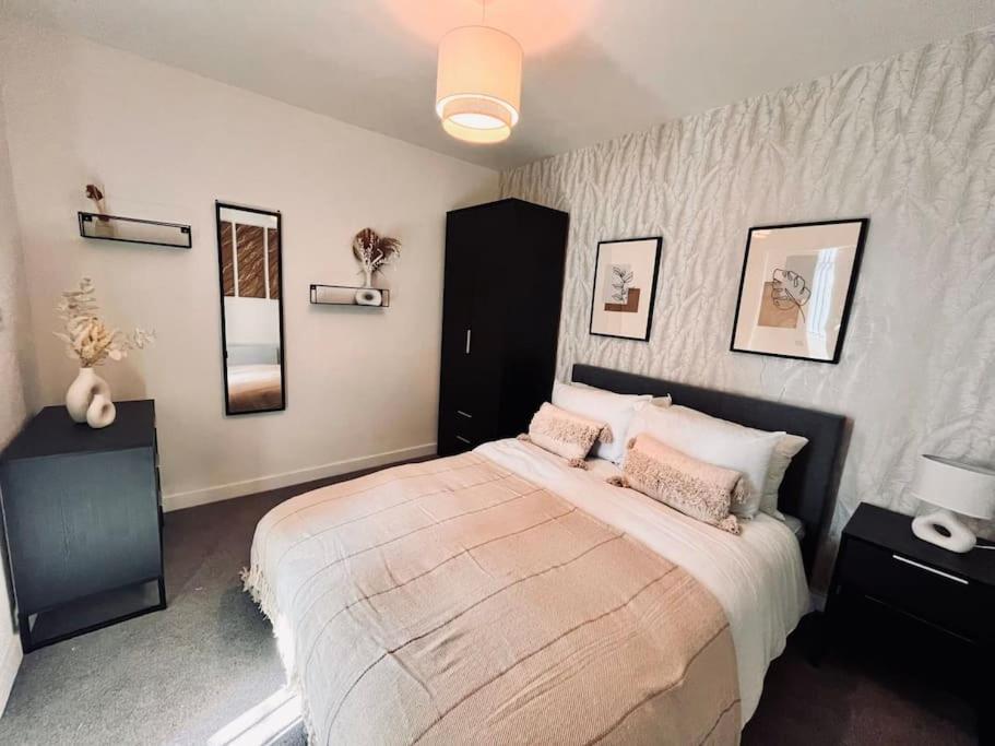 Stunning One Bedroom Apartment In Old Trafford Manchester Zewnętrze zdjęcie